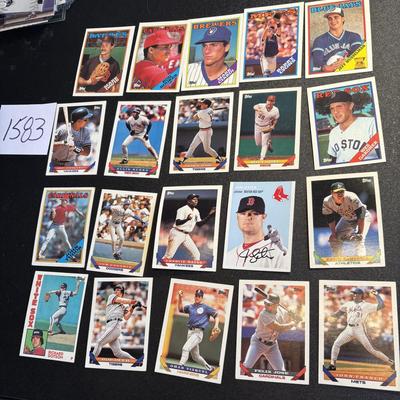 Topps Baseball Cards