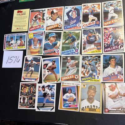 Topps Baseball Cards