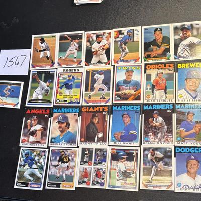 Topps Baseball Cards