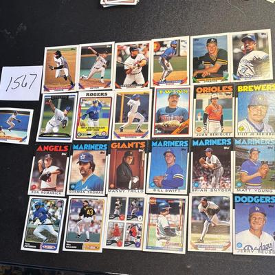 Topps Baseball Cards