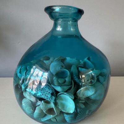 Vase with Sea Shells