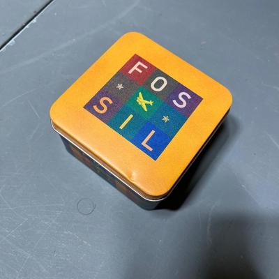 Sale Photo Thumbnail #251: In great condition and comes with original protective tin.  Will need new battery.

*shipping available at buyers expense