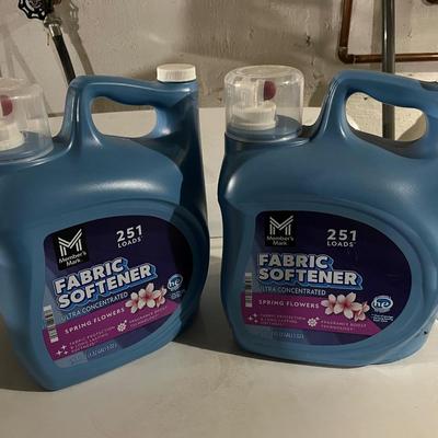 Sale Photo Thumbnail #372: 2 containers of fabric softener from members mark.  Both have never been opened.