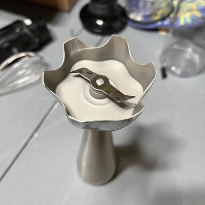 Sale Photo Thumbnail #239: Quick changing mixing tool by Braun.  Comes with all attachments as shown.