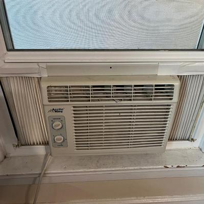Sale Photo Thumbnail #261: 5000 btu capacity window ac unit. Perfect for master bedrooms or medium sized rooms.