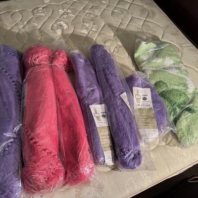 Call Marcia Brady! Bathroom Rug Set