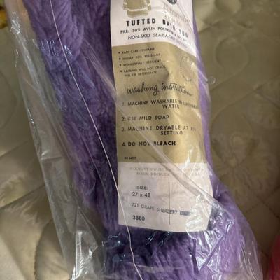 Call Marcia Brady! Bathroom Rug Set