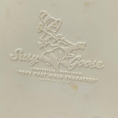 Barbie Baroque-Style Dollhouse Bed - Susy Goose