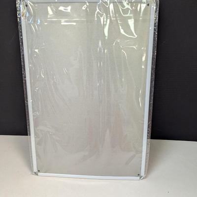 Approx 12" x 18" Metal Wizard Of Oz Wall Decor