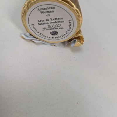 6 - United States Historical Society American Women Dolls 1980-1989 Women Are Numbered