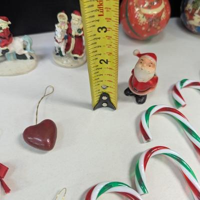 Holiday Christmas Ornaments