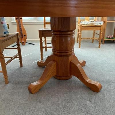 Nice dining table with pedestal base
