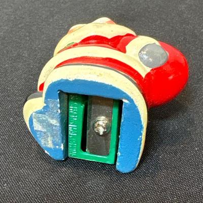 Sale Photo Thumbnail #27: HomCo elves, plastic camel, reindeer & sleigh, plus more