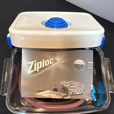 Sale Photo Thumbnail #34: See pics. One rounds does not have cover (one lid not pictured)