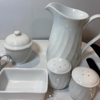 Sale Photo Thumbnail #71: See pics. Picture is corning, butter dish is Sasaki