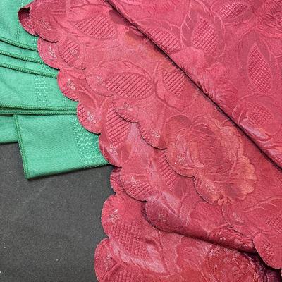 Sale Photo Thumbnail #84: Two rectangular tablecloth, candle, gravy boat, and serving dishes