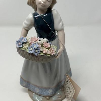 VINTAGE LLADRO #7612 "PICTURE PERFECT"