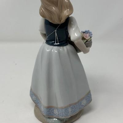 VINTAGE LLADRO #7612 "PICTURE PERFECT"