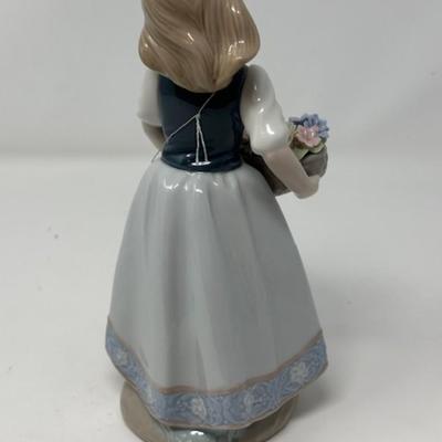VINTAGE LLADRO #7612 "PICTURE PERFECT"