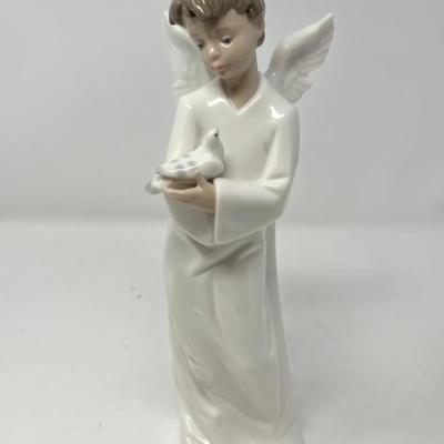 NAO ANGEL WITH DOVE NUMBER 1261