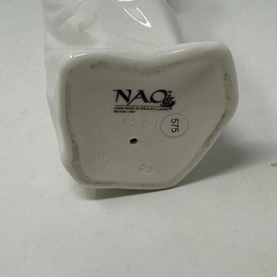 NAO ANGEL WITH DOVE NUMBER 1261