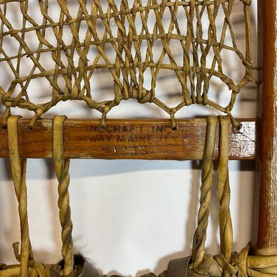 Z505 Vintage U.S. C.A. Lund Snow shoes