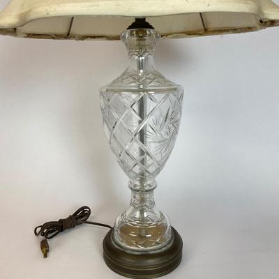 Z512 Vintage Cut Crystal Table Lamp