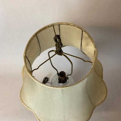 Z512 Vintage Cut Crystal Table Lamp