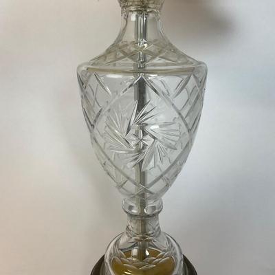 Z512 Vintage Cut Crystal Table Lamp