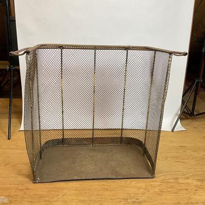 Z508 Victorian Nursery Fireguard Fender