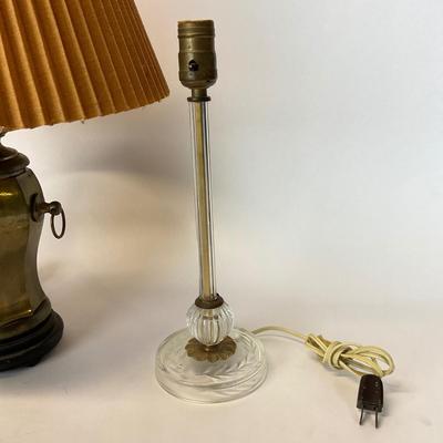 Z521 Lot of Various Brass and Glass Table Lamps