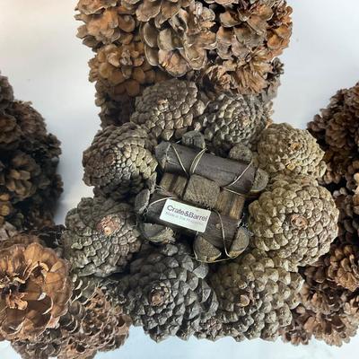 Z526 Set of 6 Crate and Barrel Pinecone Trees with Candle
