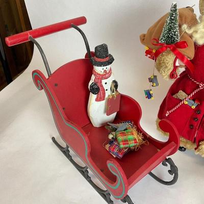 Z531 Santa w/ Red Sleigh LOT