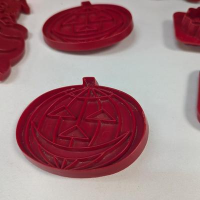 1970's Seasonal & Mixed Vintage Cookie Cutters