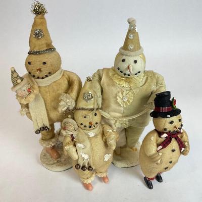Z527 Set of Four Primative Cody Foster Weighted Snowmen