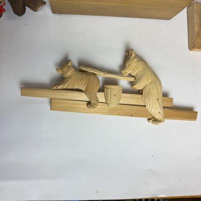 Z535 Vintage Bear and Stag Decor with REUGE Music Box Edelweiss