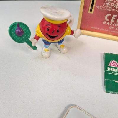 Vintage Advertising Memorabilia