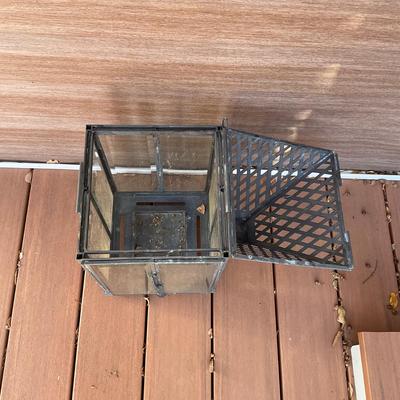 O546 Metal Beveled Glass Hanging Lantern