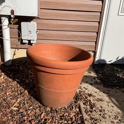 O547 Large Italian Terra Cotta Flower Pot