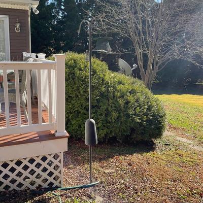 O557 Metal Double Shepard Hook 7’ with Basket Bird Feeder and Suet Feeder