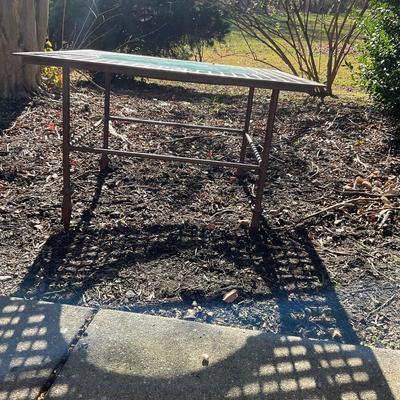 O559 Vintage Industrial Grate Style Glass Center Table