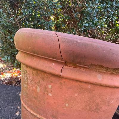 O564 Pair of Large Terracotta Pots AS-IS