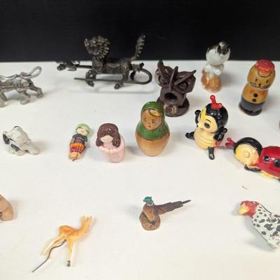 Assortment Of Collectible Trinkets