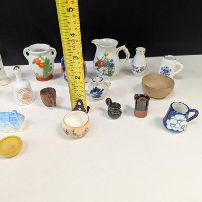 Assortment Of Porcelain Vessels