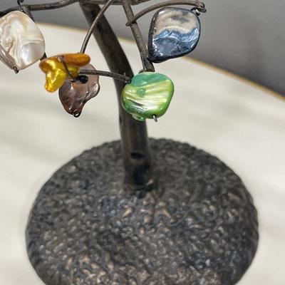 Metal tree with natural stones