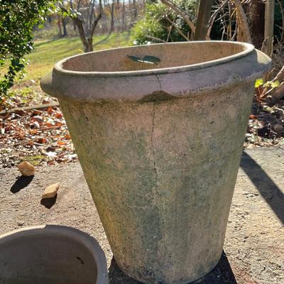 O568 Set of Three Gray Terracotta Flower Pots