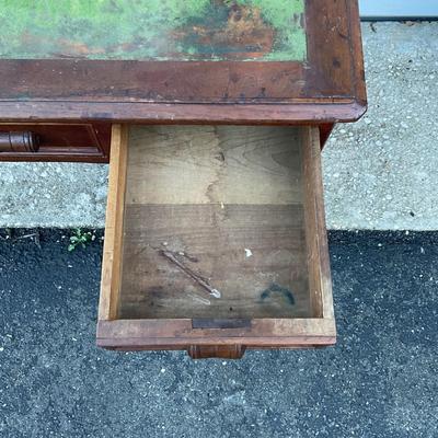 G583 Antique Victorian Style Writing Desk