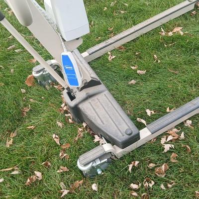 Invacare Reliant 450 power patient lift.