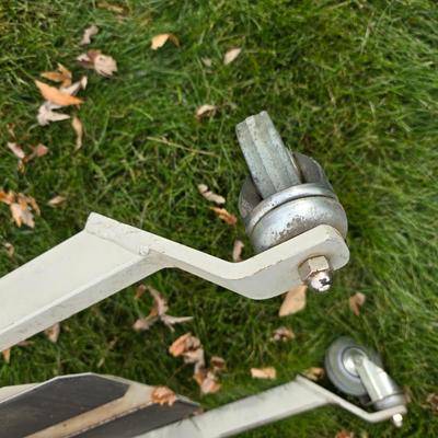 Easy Pivot Patient Lift Transfer Aid - Easy Pivot lift Model EP 260