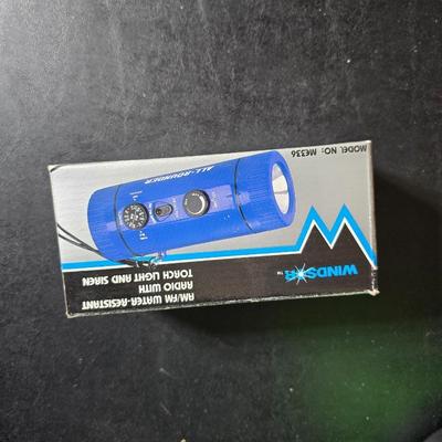 Auto mobile organization & care - Windshield shades - Cargo net - flashlights and more